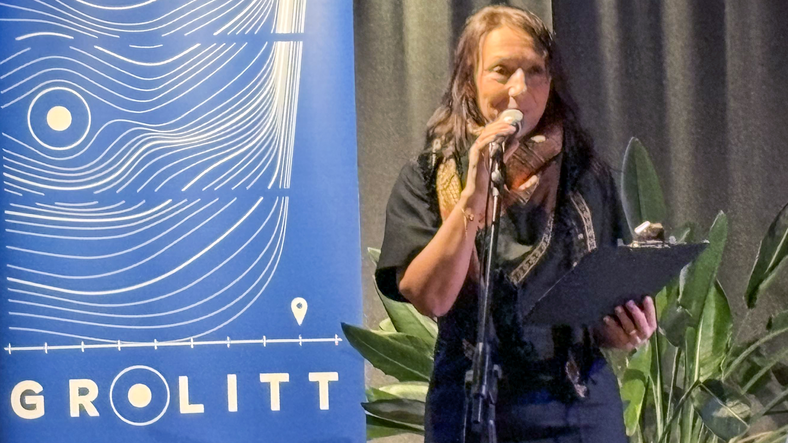 SAMOVER: Kristina Quintano kom på ordet «samover» sammen med ektemannen. Nå er det tema for en hel uke med kultur og litteratur i Groruddalen.