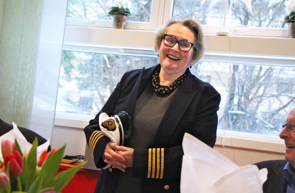 Maria Brattebakke ble takket av som bydelsdirektør i Bydel Stovner i januar 2015. Her fra avskjedsfesten i bydelsadministrasjonen i Karl Fossums vei.