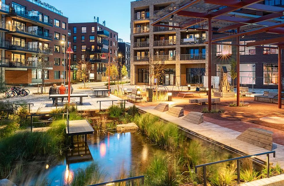 PENT: Og nå også prisvinnende torg på Vollebekk.(Foto: Studio Oslo Landskapsarkitekter)