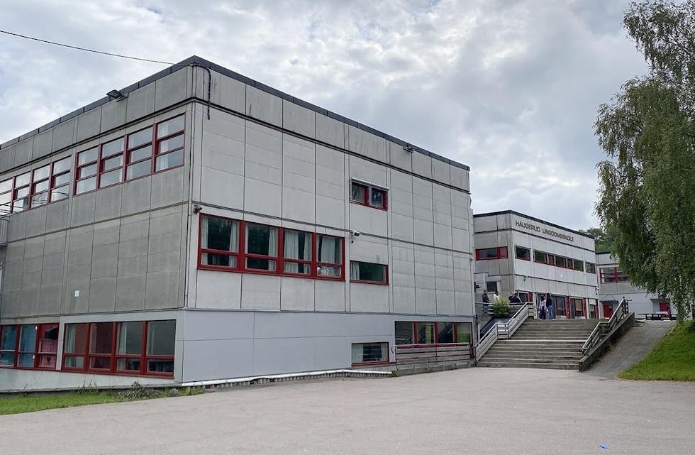 FOLKEMØTE PÅ HAUGERUD SKOLE: Mandag klokka 18.00 samles politi, frivillige og beboere for å vise hvordan nærmiljøet står sammen etter knivhendelsen.