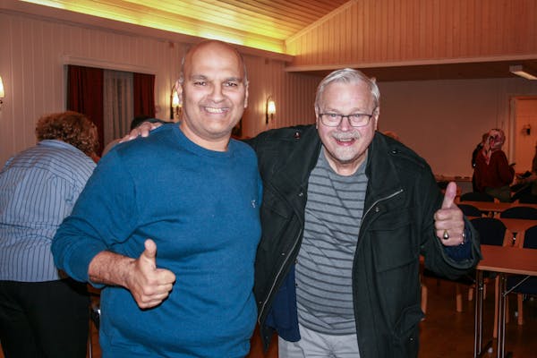 JA TIL GRORUDDALEN: Rashid Nawaz (t.v.) og Rolf Torbo vil heller ha en felles bydel: Bydel Groruddalen!