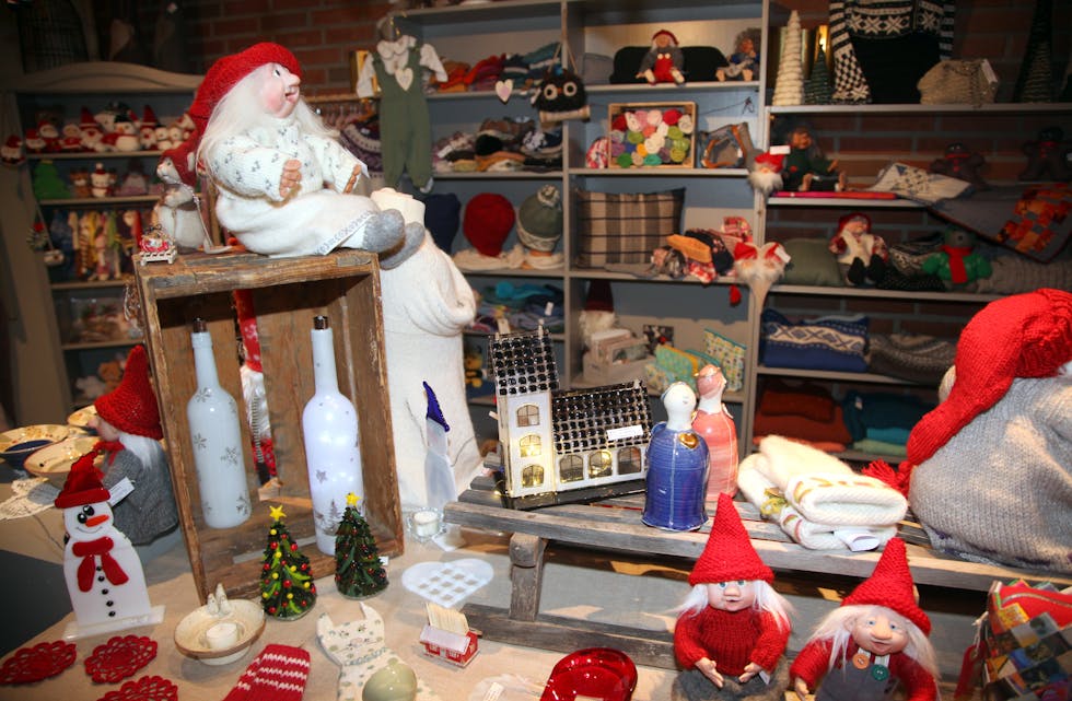 JULEHUSET PÅ ELLINGSRUD