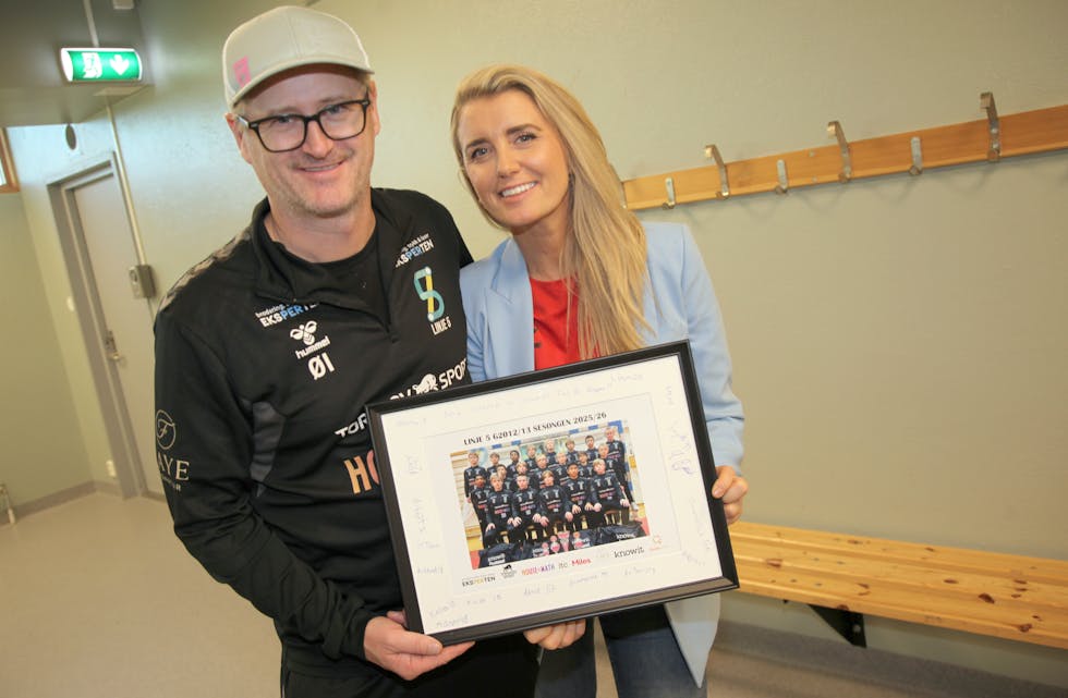 MYE FELLES: Hovedtrener for Linje 5 gutt 2012/2013, Øystein Iversen, og håndballpresident Randi Gustad har mye felles. Samme oppvekstområde på Risløkka/Løren/Økern/Refstad, skole og idrett.