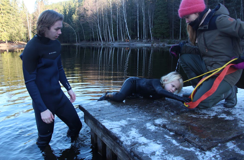 FRISTER DET? Heldigvis for Otilie og de andre ungene fikk fotografen jobben gjort på første forsøk.