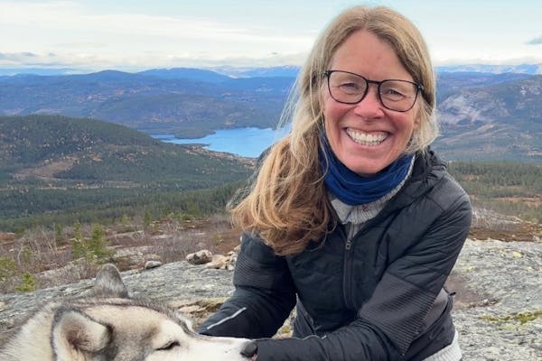 KLAR: Marit Momrak Wright er ny leder for Høyre på Stovner. Nå vil hun bruke erfaringen sin til å styrke lokalsamfunnet. Foto: Privat.