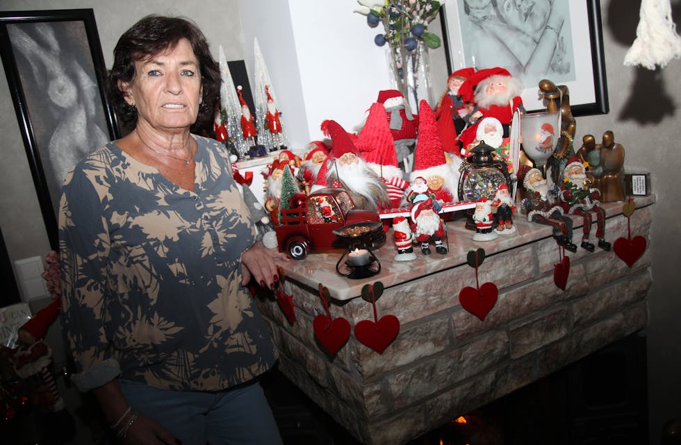 ALLE STØRRELSER: Små og store julenissevarianter har fått et godt hjem hos Rigmor Nervik.