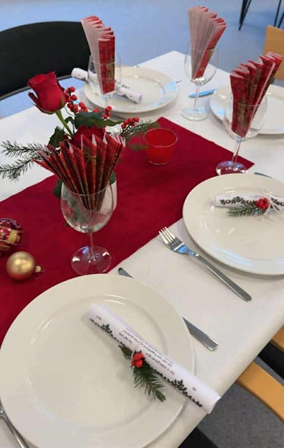 JUBILEUMSFEST: Det hele ble feiret med julebord i bydelssalen.