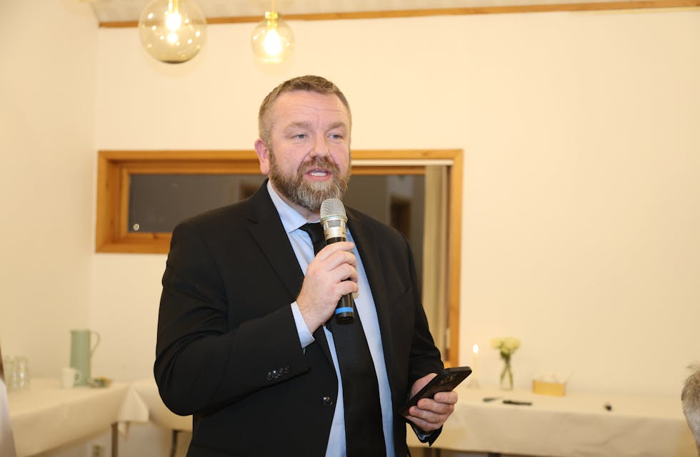 MANGE MINNEORD: Tore Eide Svenning, Øivind Grøstad, Jan Haanes, Kjartan Eide, May Grimdalen, Anders Røberg-Larsen og Frøydis Cederkvist Stenerud var blant dem som gjerne ville dele historier og tanker under minnestunden.
MargitK-Bisettelse_230126