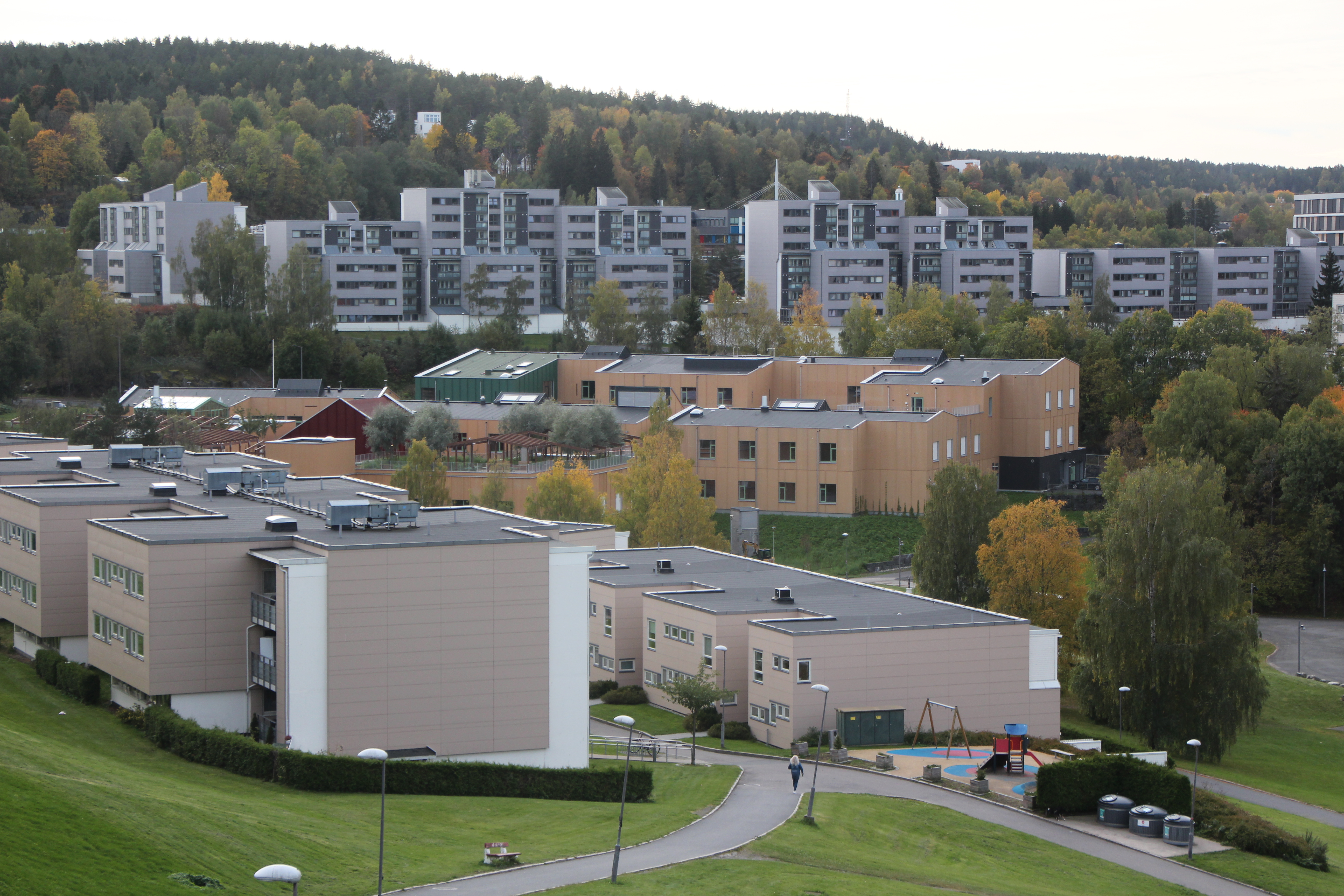 EN LITEN LANDSBY: Furuset Hageby har lagt et lag med ekstra stolthet over Furuset.