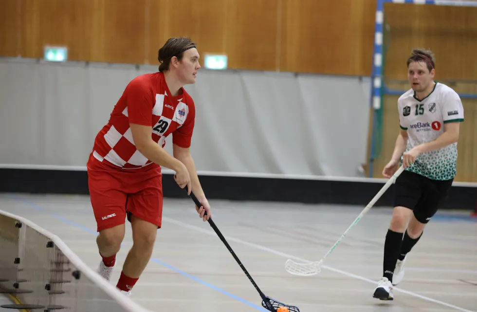 TOPPSCORERKANDIDAT: Jesper Pedersen var med sine fire mål mildt sagt toneangivende mot Harstad. (Arkivbilde)