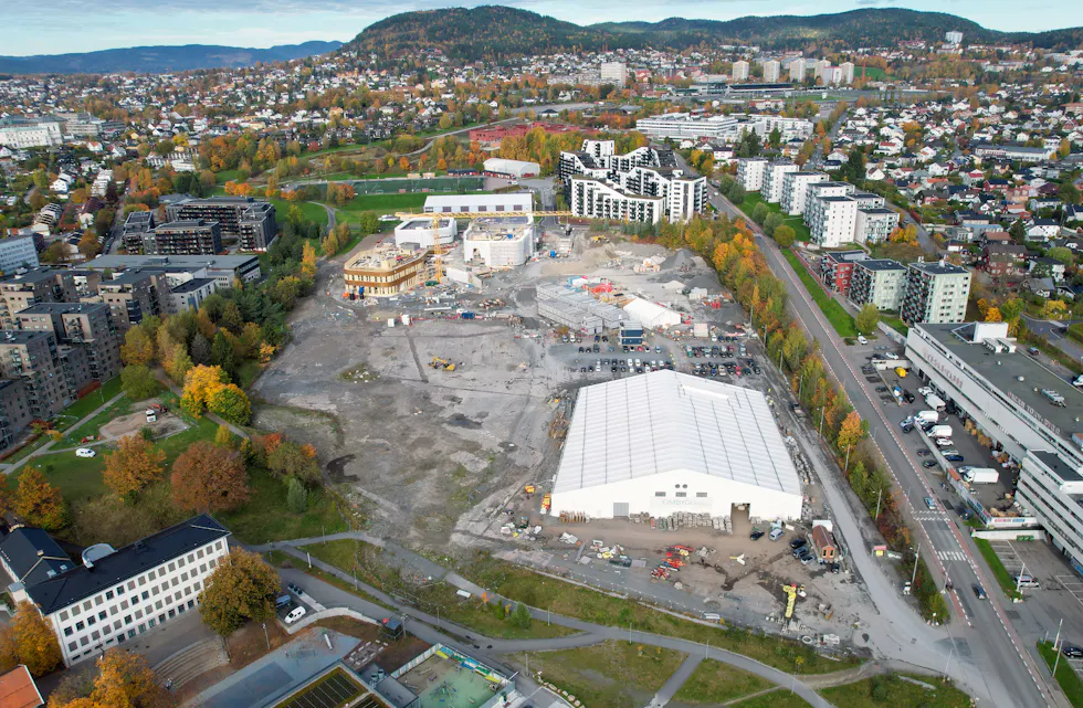 STADIG UTVIKLING: Puslespillet Økern Torg, den gamle Bama-tomta, fortsetter å legges. Nå skal det bli 400 studentboliger på den delen øverst til høyre.