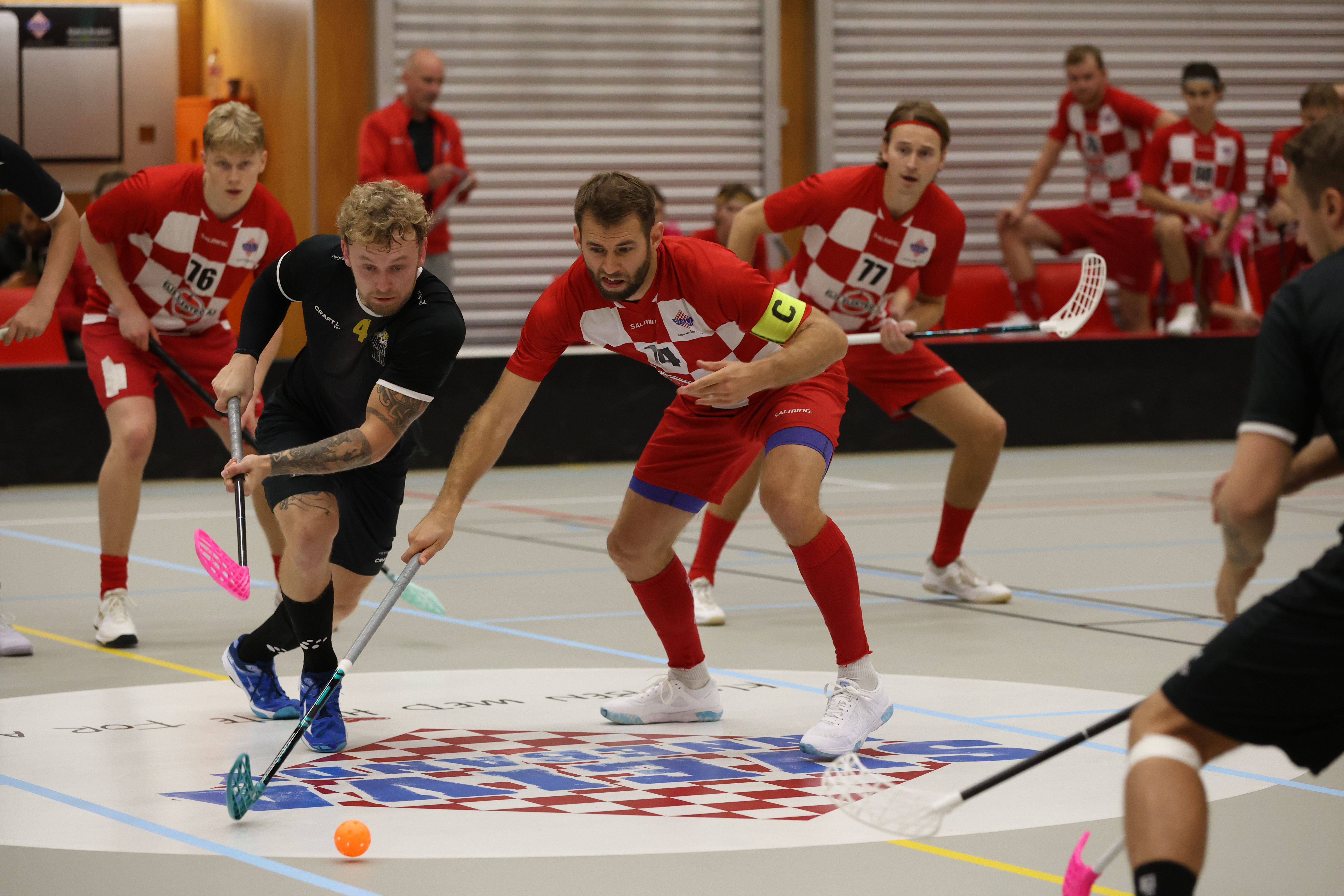 SAMLET TROPPENE: Daniel Gidske og resten av Sveiva slo tilbake mot Ull/Kisa etter det sure tapet mot Sarpsborg. (Arkivbilde)