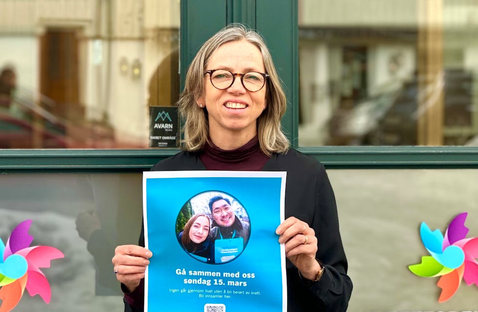 OPPFORDRER TIL Å ÅPNE DØRA:
Regionleder i Kreftforeningen, Trine Hveem, oppfordrer folk til å ta godt imot innsamlerne når de går dør til dør under Kreftforeningens innsamlingsaksjon søndag 15. mars. Pengene som samles inn skal bidra til at flere kreftpasienter får tilgang til gentesting og mer målrettet behandling. (Foto: Kreftforeningen)