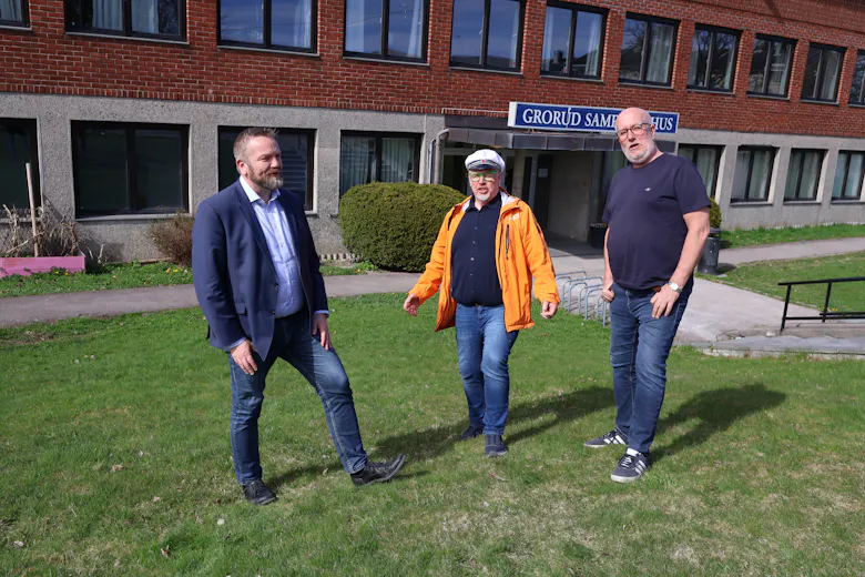 Grorud samfunnshus
Allsangkveld
Anders Røberg-Larsen
Bjørn Lindblom
Steinar Arnesen