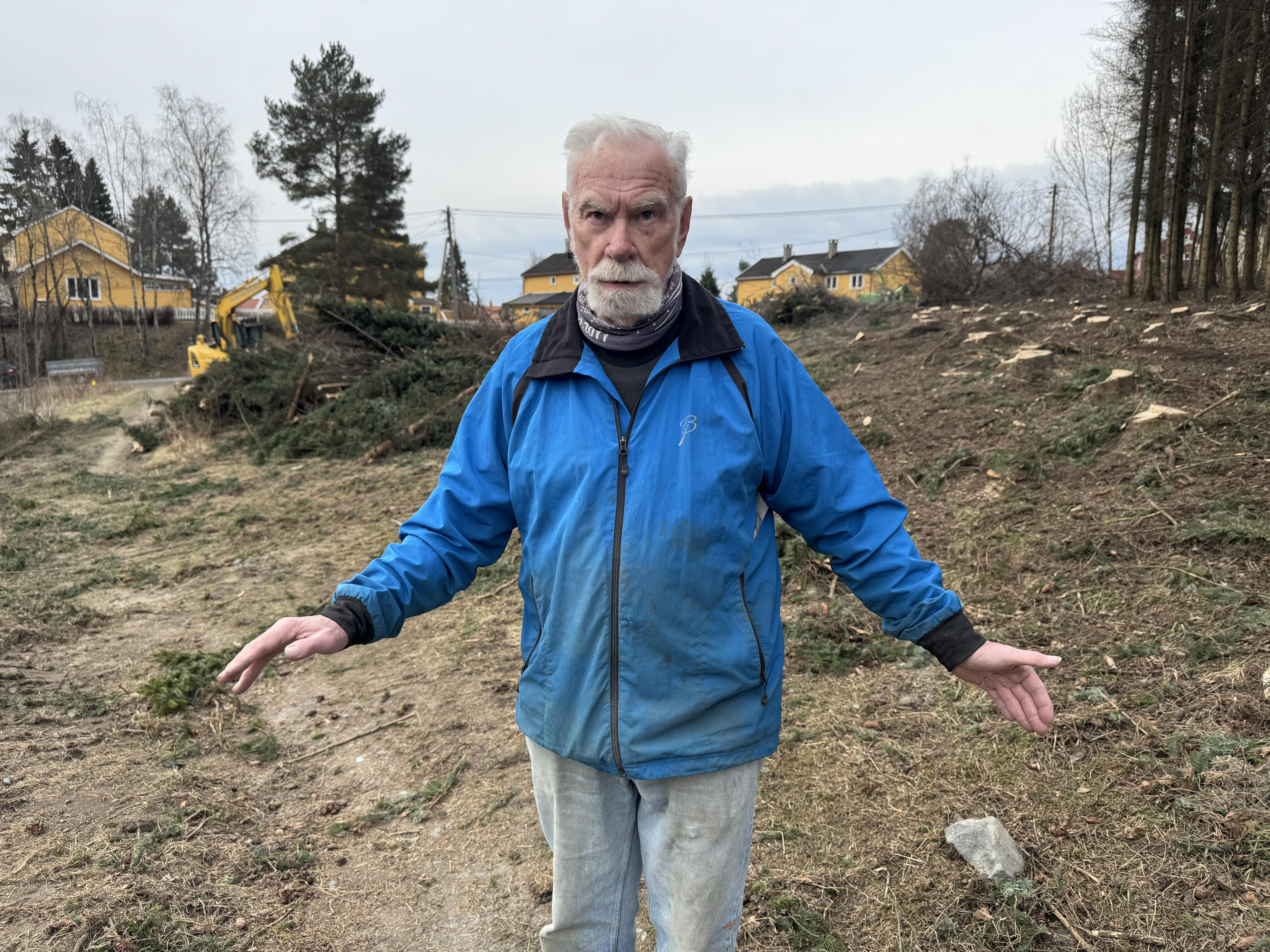 KRISTISK: Pål Gleditsch er en av beboerne som har engasjert seg i saken om smådyrmottaket på Flaen. Han reagerer særlig på manglende informasjon i oppstartsfasen og frykter konsekvensene for trafikk og bomiljø i området.