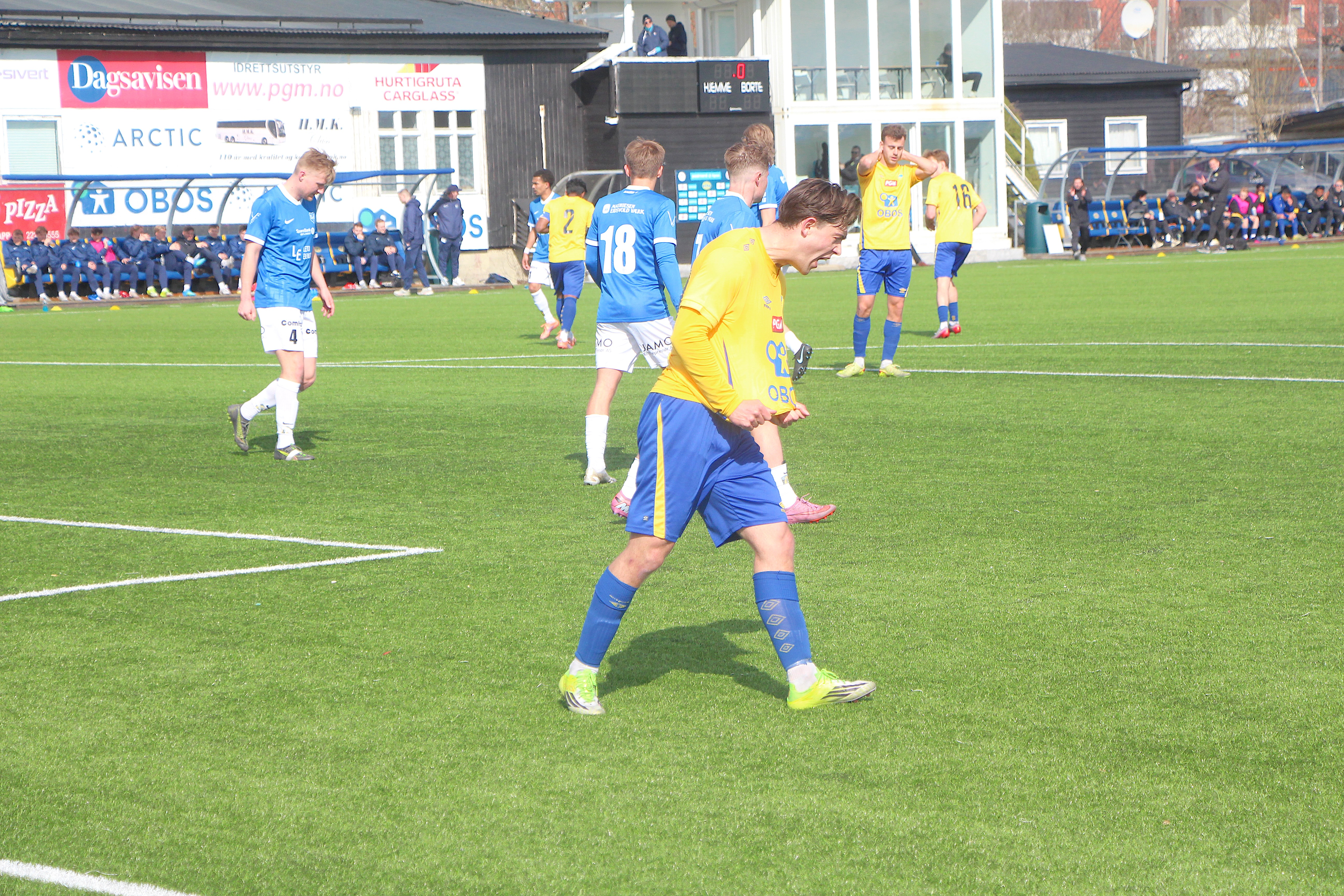 BARE NESTEN: Jonas Rasen og Grorud kom til flere store sjanser, men fikk ikke ballen i mål.