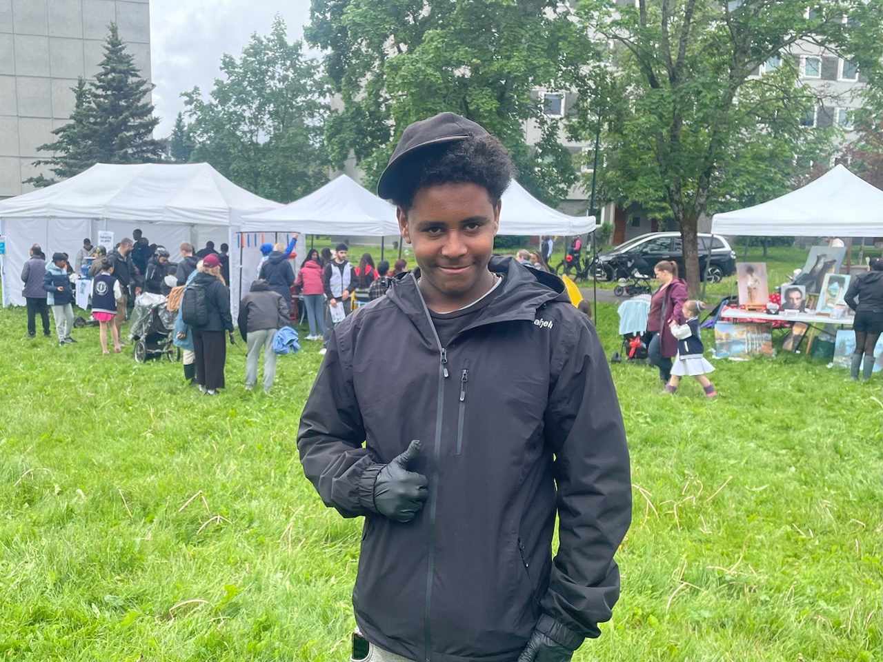 Daniele Ghebremicael (14) var en av ungdommene som jobbet under Mini Mela.