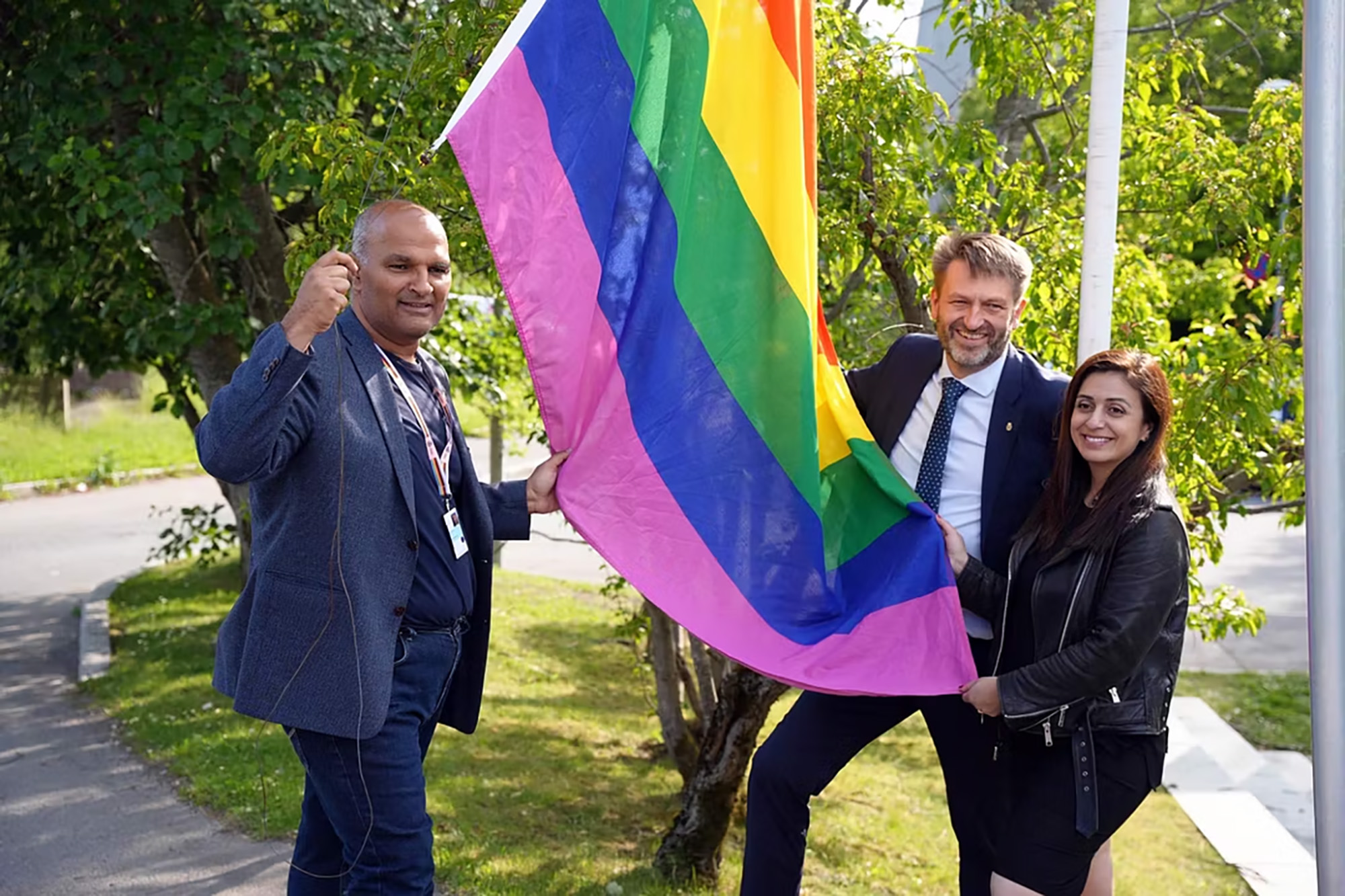 Det skal ikke koste å støtte Pride  