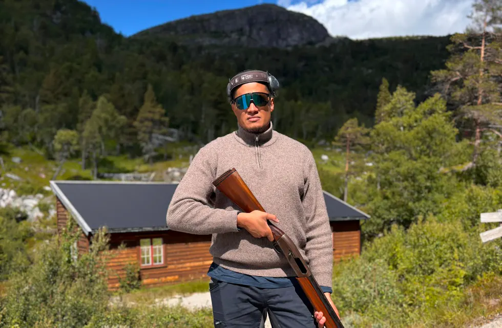 PÅ HOVDEN: Nickolas Paynter brukte deler av sommerferien på Hovden i Setesdal, et sted han har et nært forhold til fra barndommen.