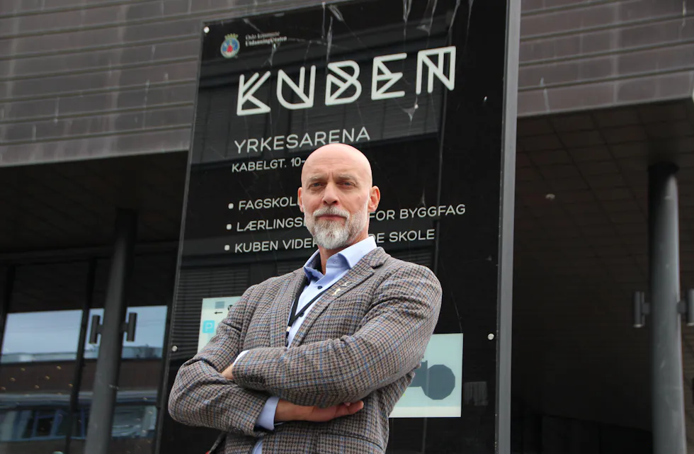 KLAR MENING: Rektor på Kuben videregående skole, Kjell Ove Hauge, er klar på hva han foretrekker at bydelene våre skal hete.