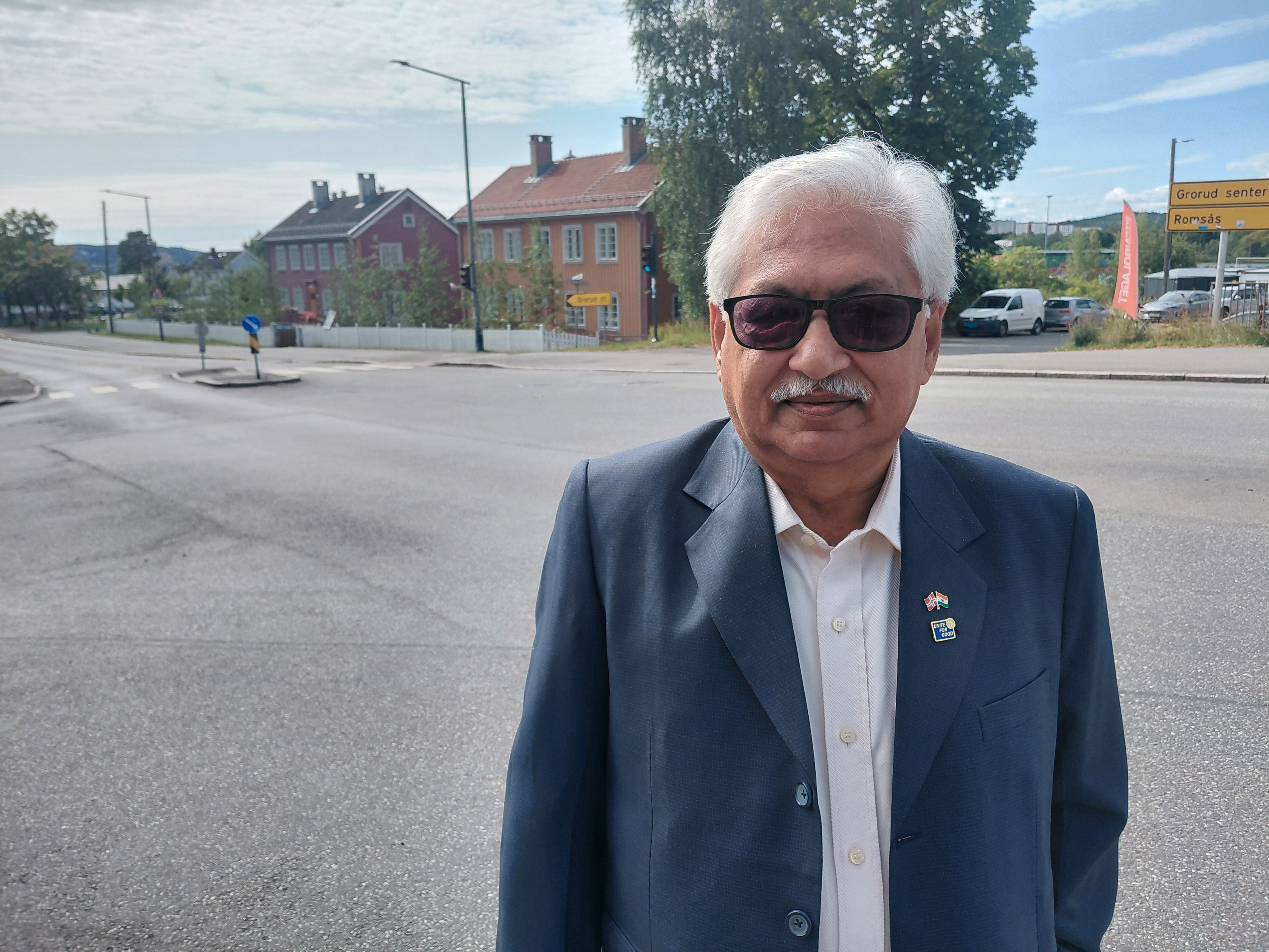 FEMTI ÅR I NORGE: Sanjeev Prakash Jolly, best kjent som Jolly, kom til Norge med åtte dollar 23. juli 1976. Siden 2003 har han hatt tilhold i Groruddalen.