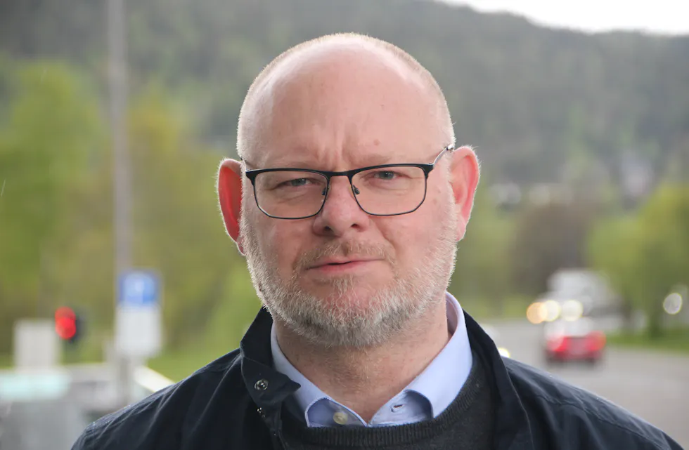 FRUSTRERT: Håvard Engebretsen mener byrådet gjorde en skivebom da de åpnet opp før dobling av elsparkesykler før de nøvendige reguleringene var på plass.