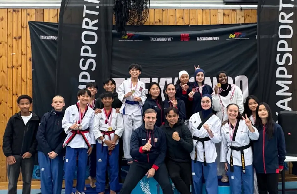 HØYT SPARK: Annie Wicklund fra Oslo Nord Taekwondoklubb viser et frontspark under konkurransen på Bygdøy.